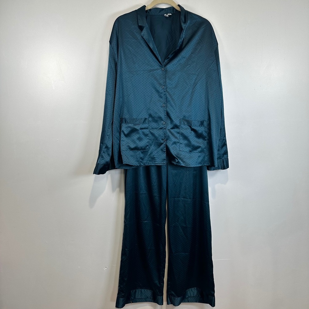 Nordstrom Pajama Set Long Sleeve Dobby Satin Button Up Dot Print‎ Large Lounge
